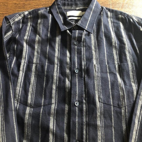 Vince Blue Gray Stripe 100% Cotton Button Down - Picture 2 of 8